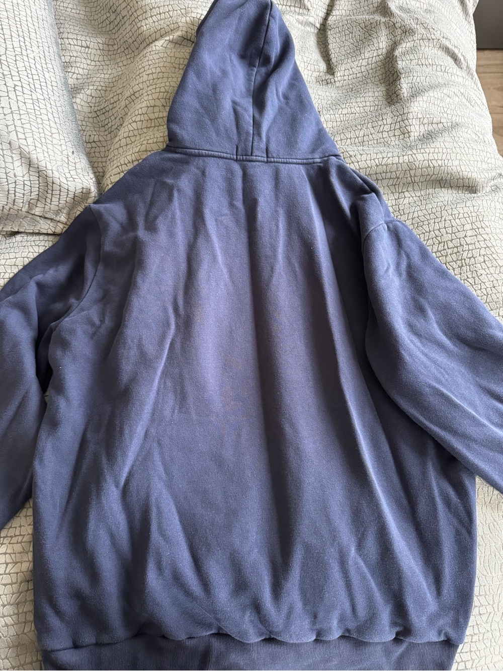 Classic Plain Hooded Sweatshirt - Navy Blue. Sz L. Good condition - Picture 8 of 11